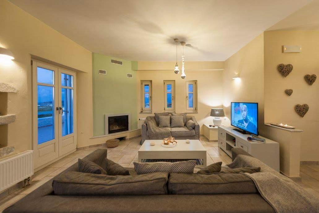 Villa Ninemia Mjf *